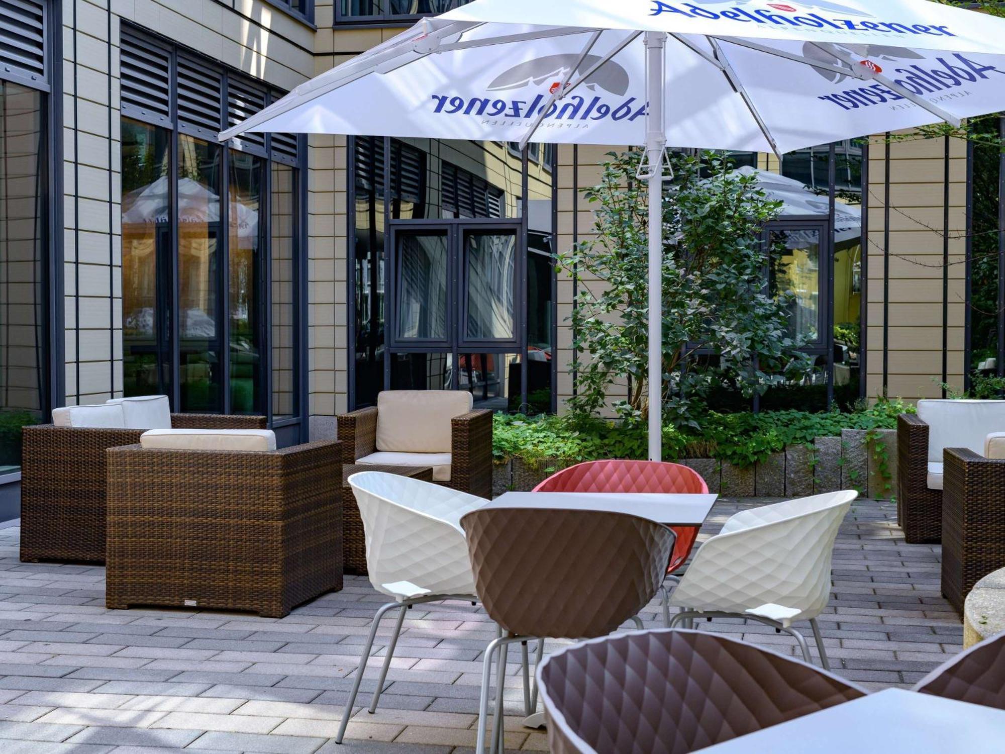 Ibis Muenchen Parkstadt Schwabing Exteriör bild