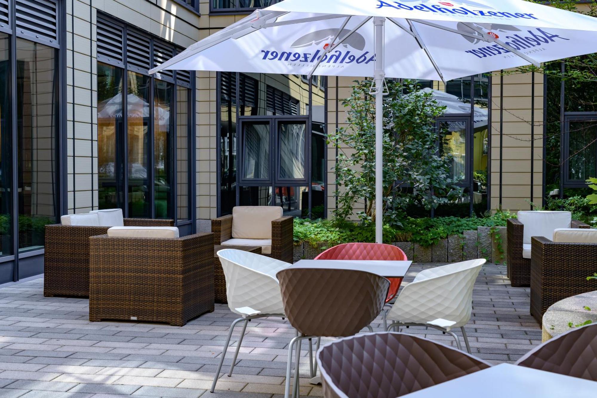 Ibis Muenchen Parkstadt Schwabing Exteriör bild