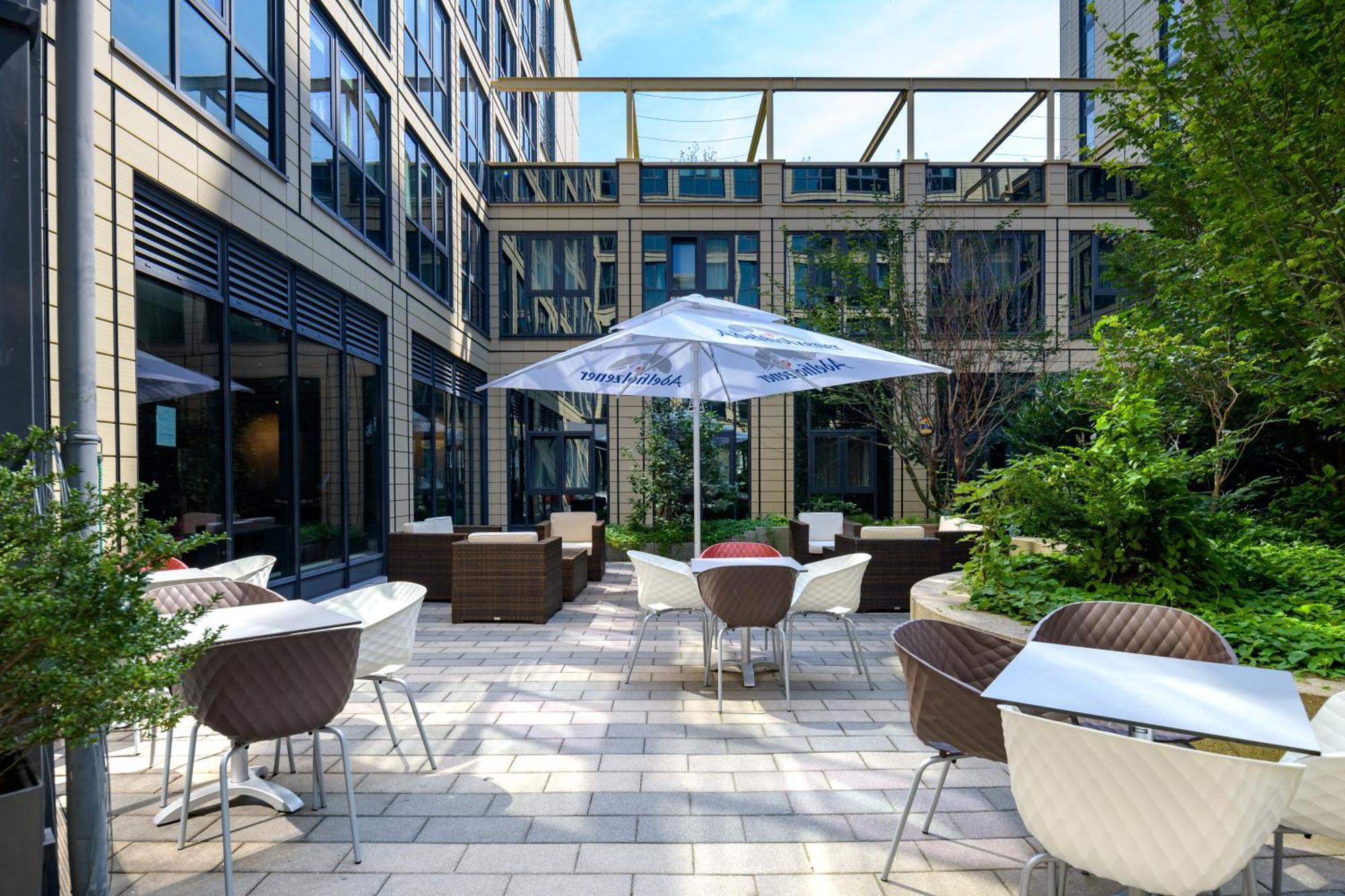 Ibis Muenchen Parkstadt Schwabing Exteriör bild