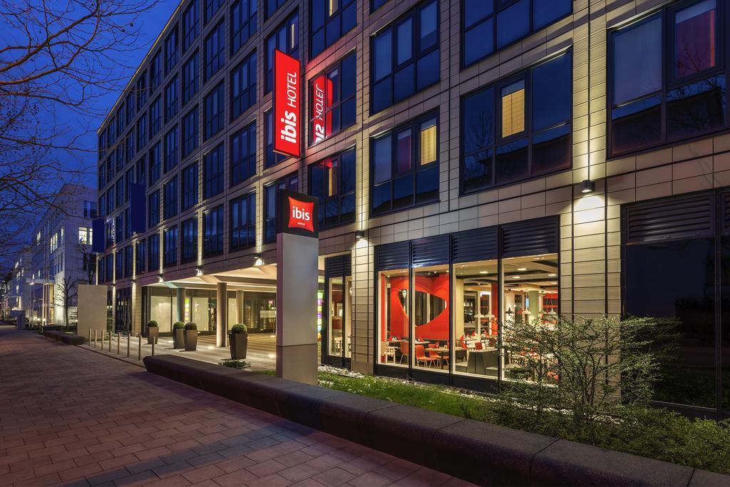 Ibis Muenchen Parkstadt Schwabing Exteriör bild