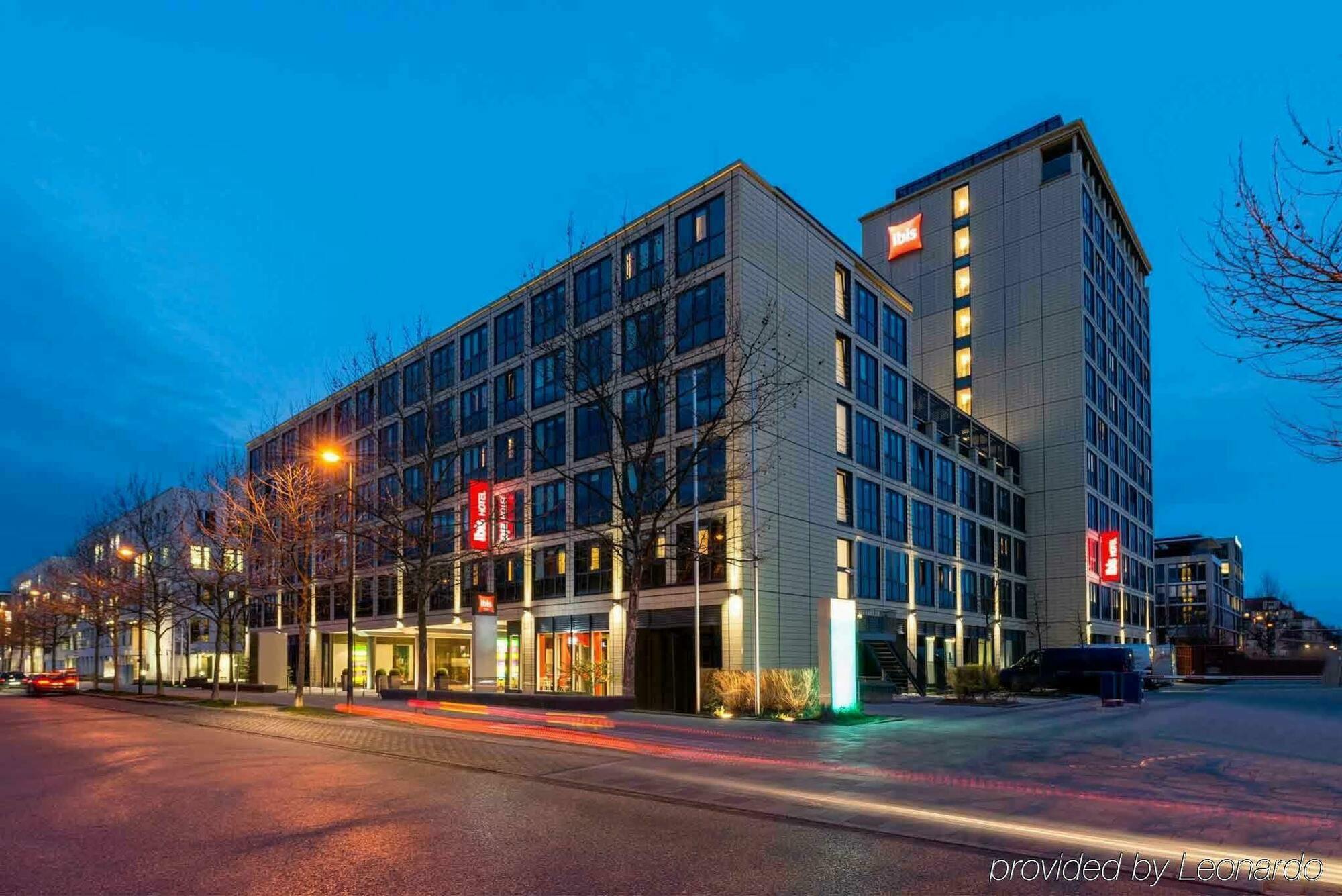 Ibis Muenchen Parkstadt Schwabing Exteriör bild